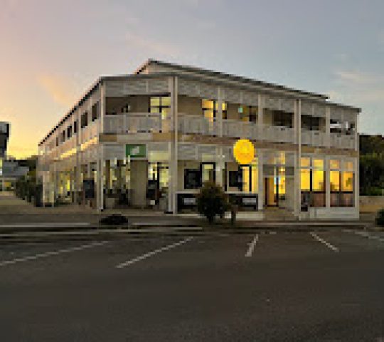 Rainbow Beach Hotel